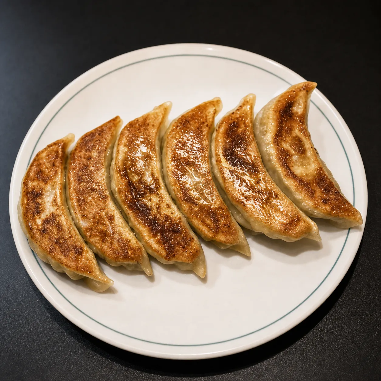 焼き餃子（6ケ）